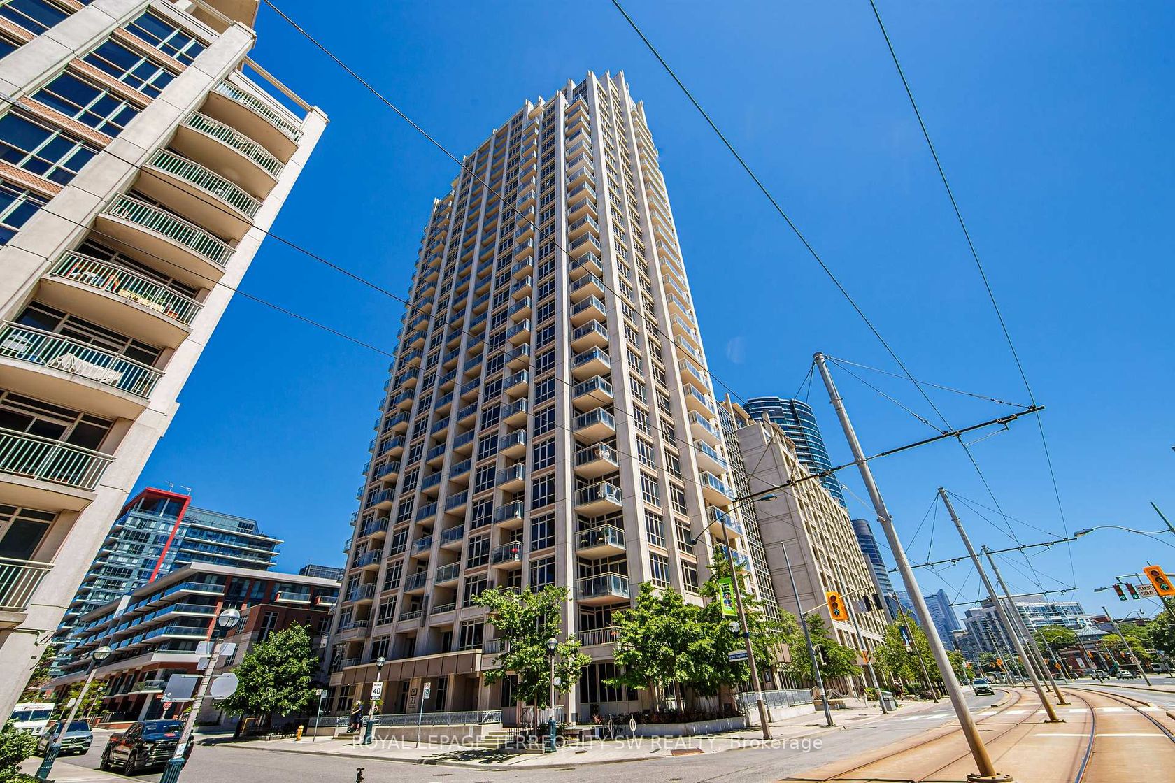 418 - 21 Grand Magazine Street, Niagara, Toronto 