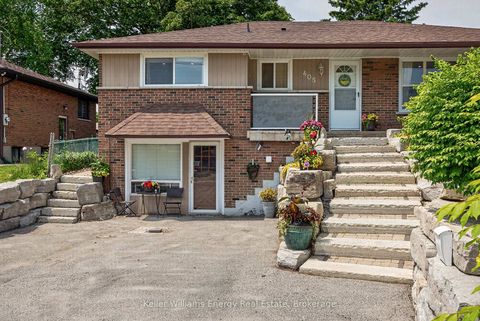Photo 2 at 405 Bernhard Crescent, O'Neill, Oshawa