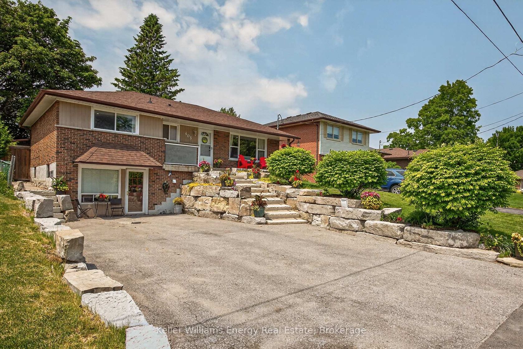 405 Bernhard Crescent, O'Neill, Oshawa 