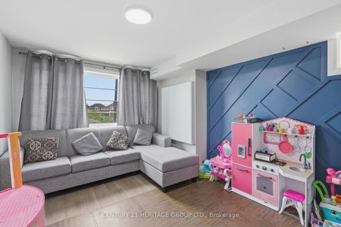 Photo 24 at 63 Bethpage Crescent, Glenway Estates, Newmarket
