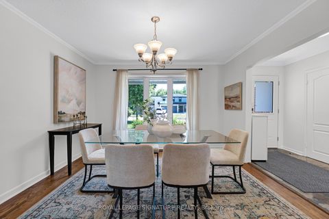 Photo 16 at 14 Manorpark Court, Henry Farm, Toronto