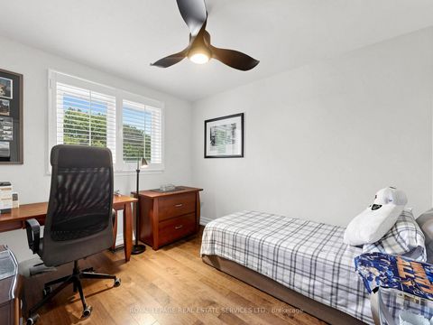 Photo 20 at 9 Coral Cove Crescent, Donalda, Toronto