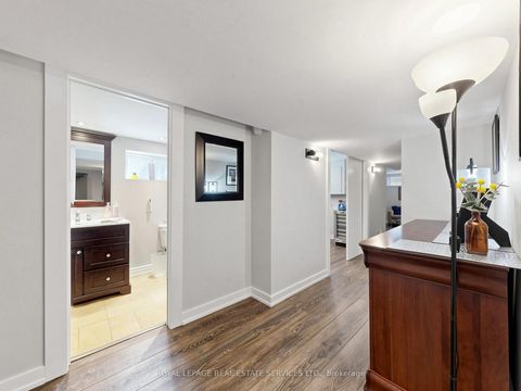 Photo 32 at 9 Coral Cove Crescent, Donalda, Toronto