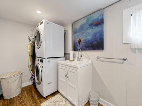 Photo 37 at 9 Coral Cove Crescent, Donalda, Toronto