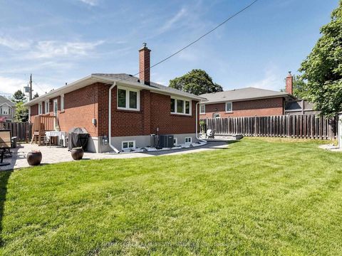Photo 39 at 9 Coral Cove Crescent, Donalda, Toronto