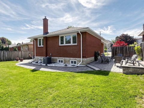 Photo 40 at 9 Coral Cove Crescent, Donalda, Toronto