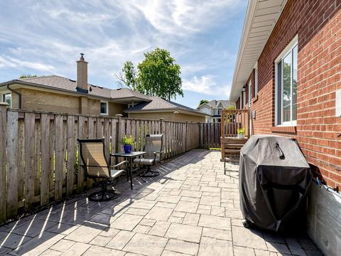 Photo 41 at 9 Coral Cove Crescent, Donalda, Toronto