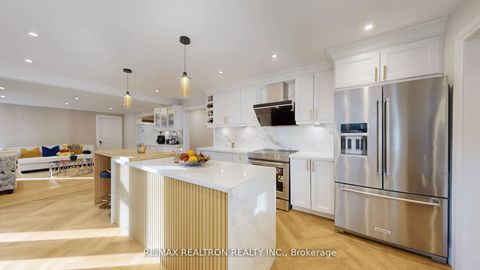 Photo 20 at 1 Whitelaw Court, Grandview, Markham