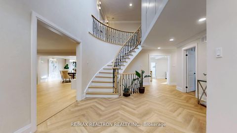 Photo 24 at 1 Whitelaw Court, Grandview, Markham