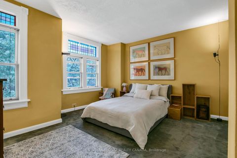 Photo 19 at 460 Wellesley Street E, South St. James Town, Toronto