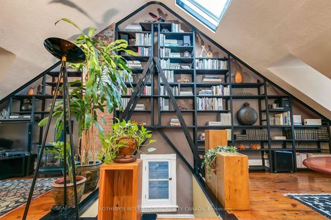 Photo 25 at 460 Wellesley Street E, South St. James Town, Toronto