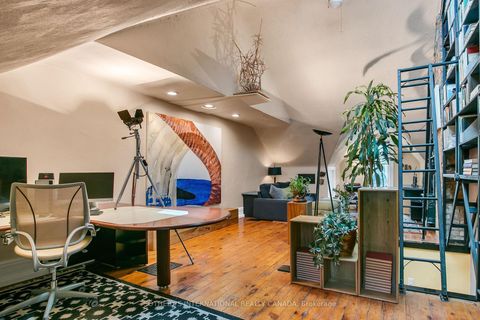 Photo 32 at 460 Wellesley Street E, South St. James Town, Toronto