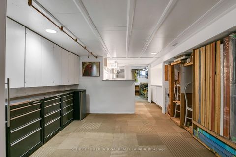 Photo 33 at 460 Wellesley Street E, South St. James Town, Toronto