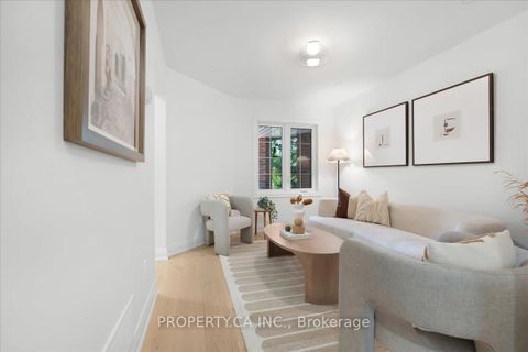 Photo 4 at 72 Roxborough Lane, Uplands, Vaughan