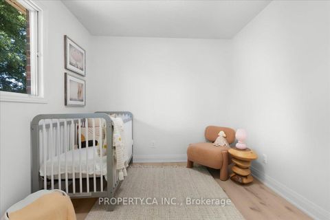 Photo 20 at 72 Roxborough Lane, Uplands, Vaughan