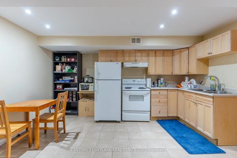 Photo 28 at 27 Clair Avenue, Brooklin, Whitby