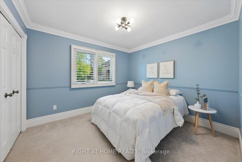 Photo 21 at 33 Wellington Heights Court, Aurora Heights, Aurora