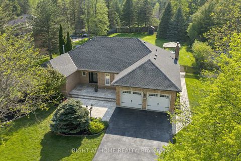 Photo 42 at 33 Wellington Heights Court, Aurora Heights, Aurora