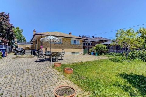 Photo 6 at 53 Poynter Drive, The Westway, Toronto
