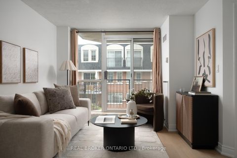 Photo 1 at 304 - 1000 King Street W, Niagara, Toronto