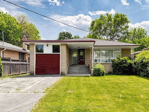 Photo 2 at 145 York Downs Drive, Clanton Park, Toronto