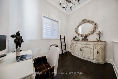Photo 21 at 38 Menotti Drive, Oak Ridges, Richmond Hill