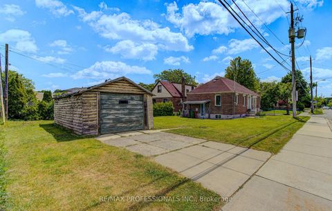 Photo 5 at 414 Melrose Street, Mimico, Toronto