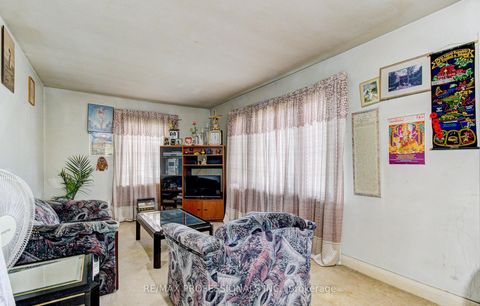 Photo 8 at 414 Melrose Street, Mimico, Toronto