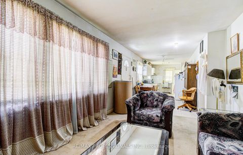 Photo 9 at 414 Melrose Street, Mimico, Toronto