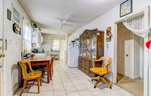 Photo 10 at 414 Melrose Street, Mimico, Toronto