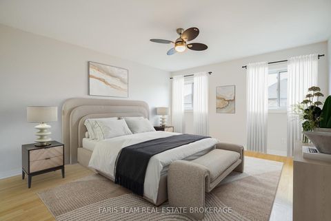 Photo 15 at 8 Pietro Drive, Vellore Village, Vaughan
