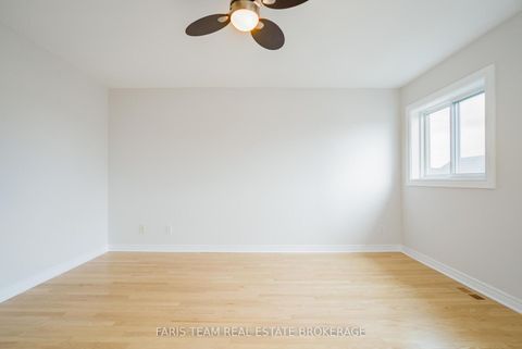 Photo 16 at 8 Pietro Drive, Vellore Village, Vaughan