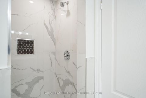 Photo 20 at 8 Pietro Drive, Vellore Village, Vaughan