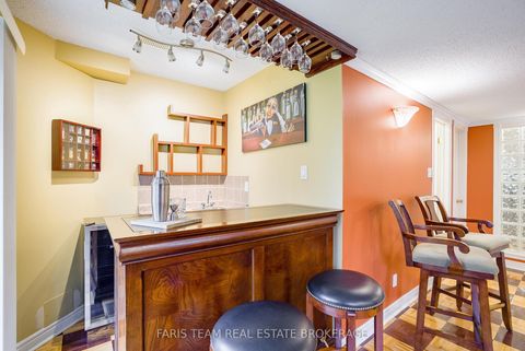 Photo 26 at 8 Pietro Drive, Vellore Village, Vaughan