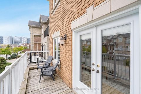 Photo 32 at 8 Pietro Drive, Vellore Village, Vaughan