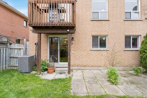 Photo 34 at 8 Pietro Drive, Vellore Village, Vaughan