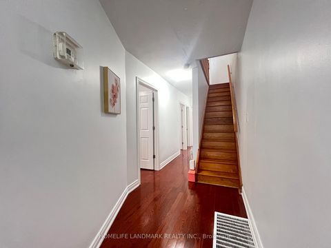 Photo 18 at 534 Saint Clarens Avenue, Junction, Toronto