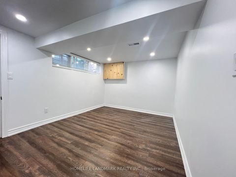 Photo 26 at 534 Saint Clarens Avenue, Junction, Toronto