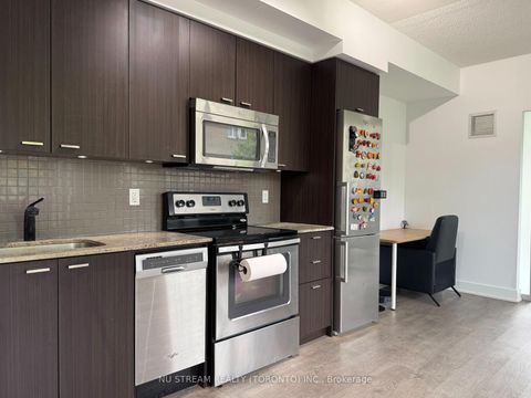 Photo 3 at 211 - 88 Sheppard Avenue E, Willowdale East, Toronto