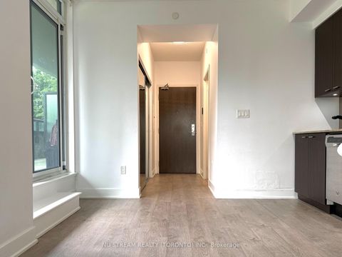 Photo 4 at 211 - 88 Sheppard Avenue E, Willowdale East, Toronto