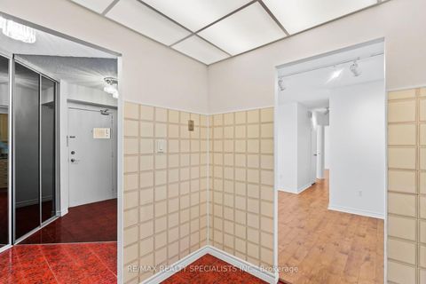 Photo 7 at 1205 - 330 Dixon Road, The Westway, Toronto