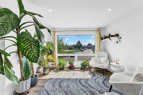 Photo 4 at 103 Robin Court, Cundles East, Barrie