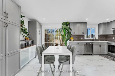Photo 9 at 103 Robin Court, Cundles East, Barrie