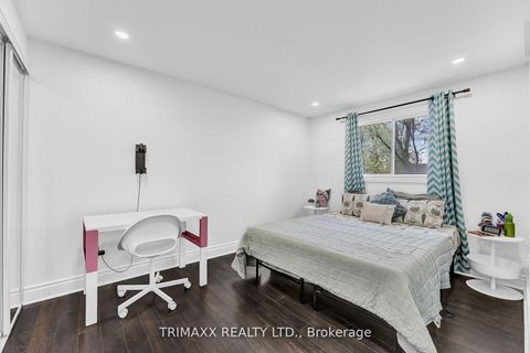 Photo 21 at 103 Robin Court, Cundles East, Barrie