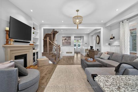 Photo 4 at 242 Cranbrook Crescent, Kleinburg, Vaughan