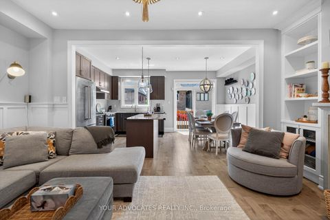Photo 5 at 242 Cranbrook Crescent, Kleinburg, Vaughan