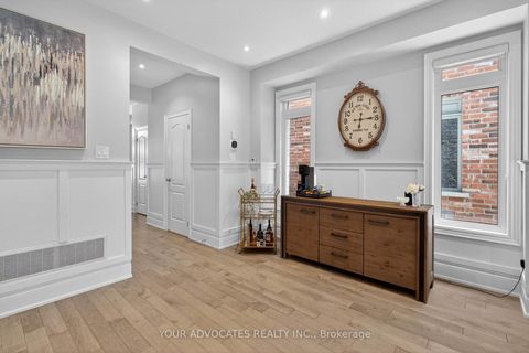 Photo 9 at 242 Cranbrook Crescent, Kleinburg, Vaughan