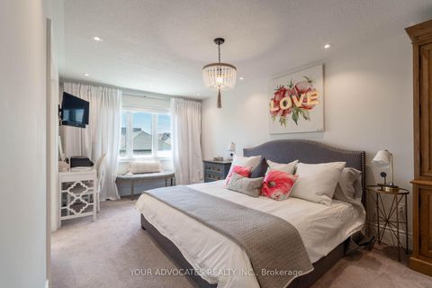Photo 21 at 242 Cranbrook Crescent, Kleinburg, Vaughan