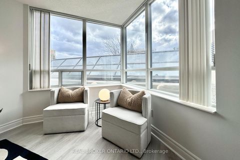 Photo 3 at 317 - 5 Northtown Way, Willowdale East, Toronto