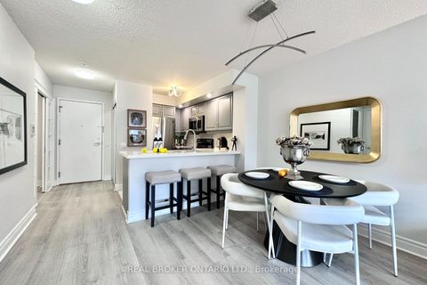 Photo 5 at 317 - 5 Northtown Way, Willowdale East, Toronto